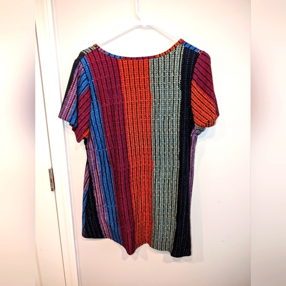 LuLaRoe Size Large Shirt - Excellent Condition - Picture 2 of 3